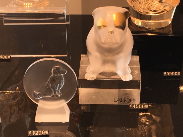 Lalique im Zeichen des Hundes @ at